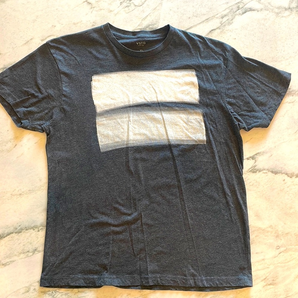 Men’s Graphic Tshirt.